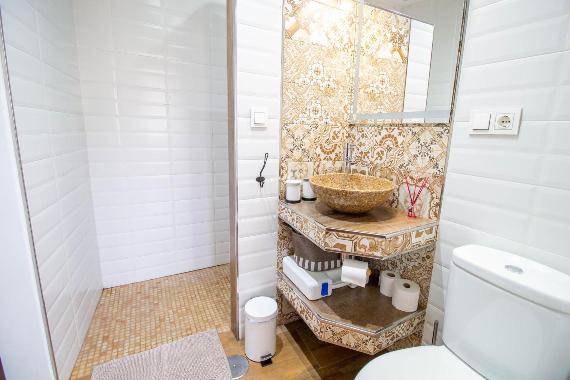 Apartment Rentitspain Confortable Con Patio En