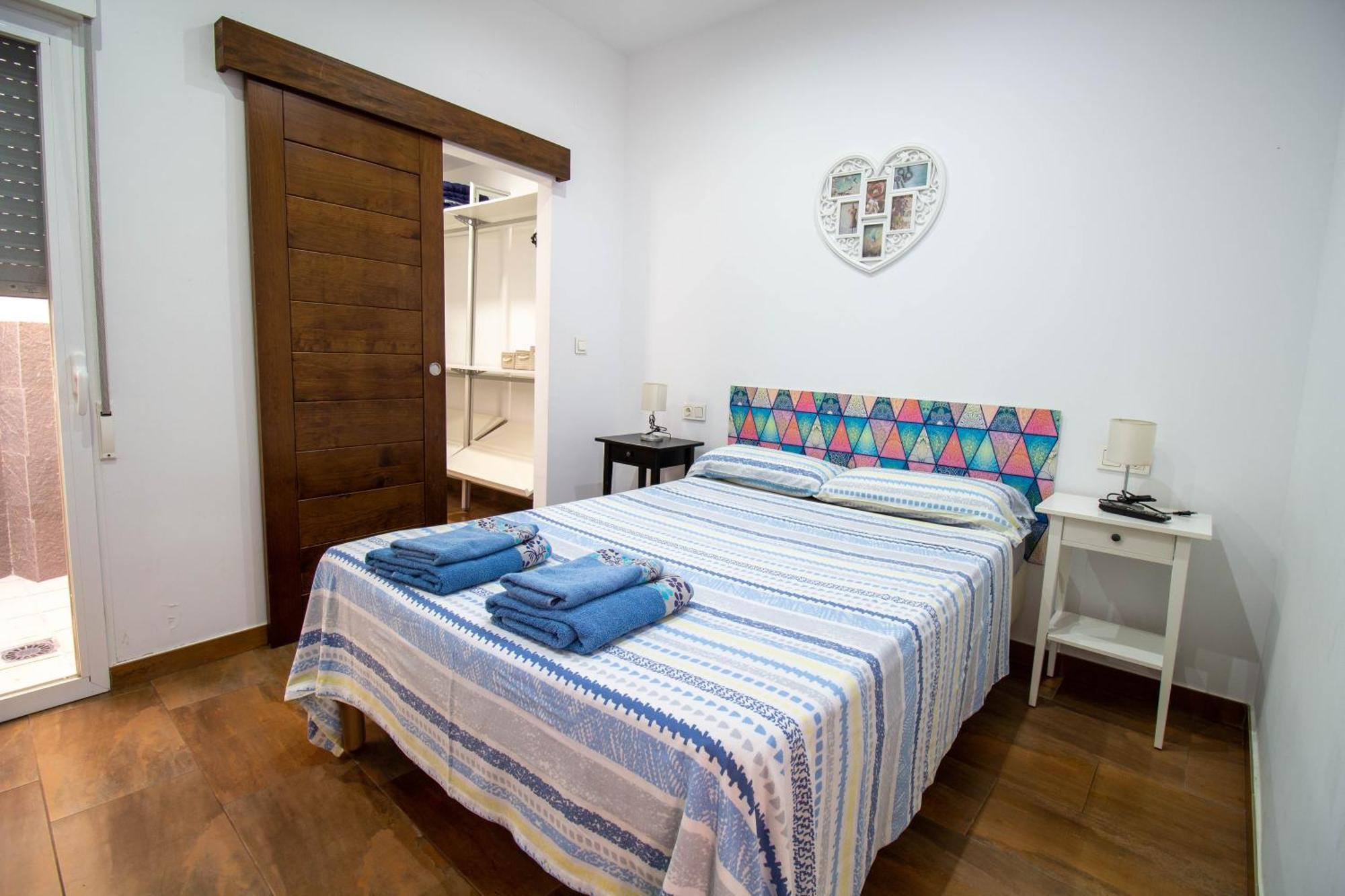 Apartment Rentitspain Confortable Con Patio En *