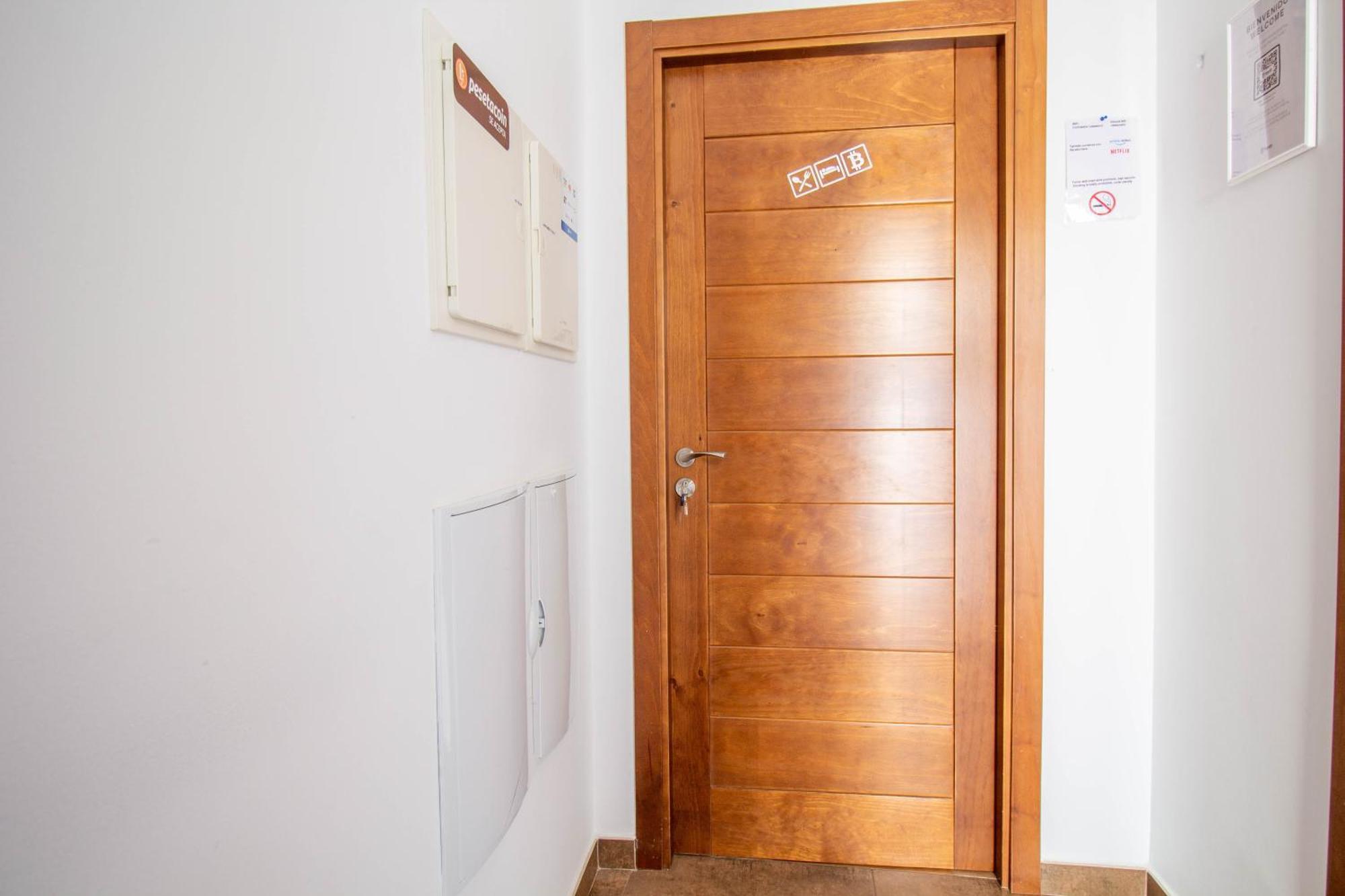 Rentitspain Confortable Con Patio En Apartment Motril